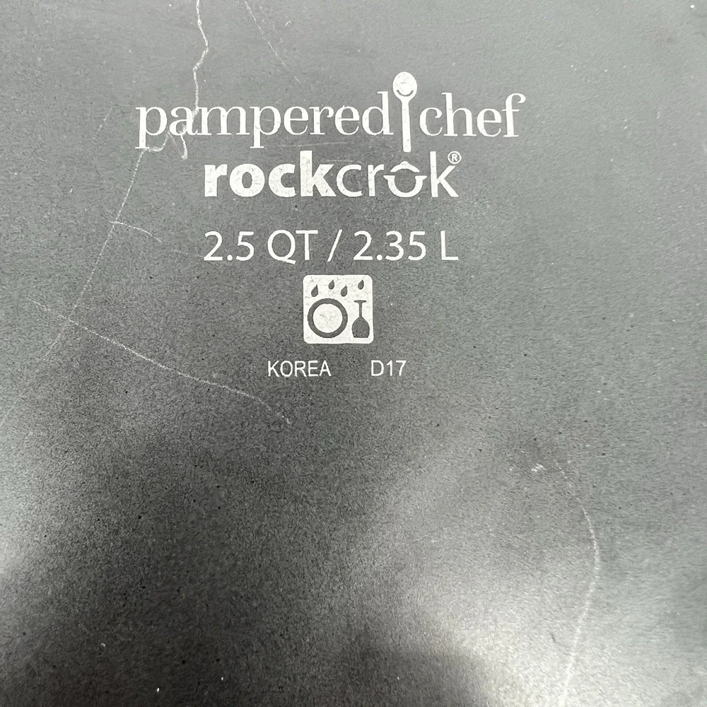 Pampered Chef Rock Crock‎ 2.5qt Everyday Pan With Glass Lid